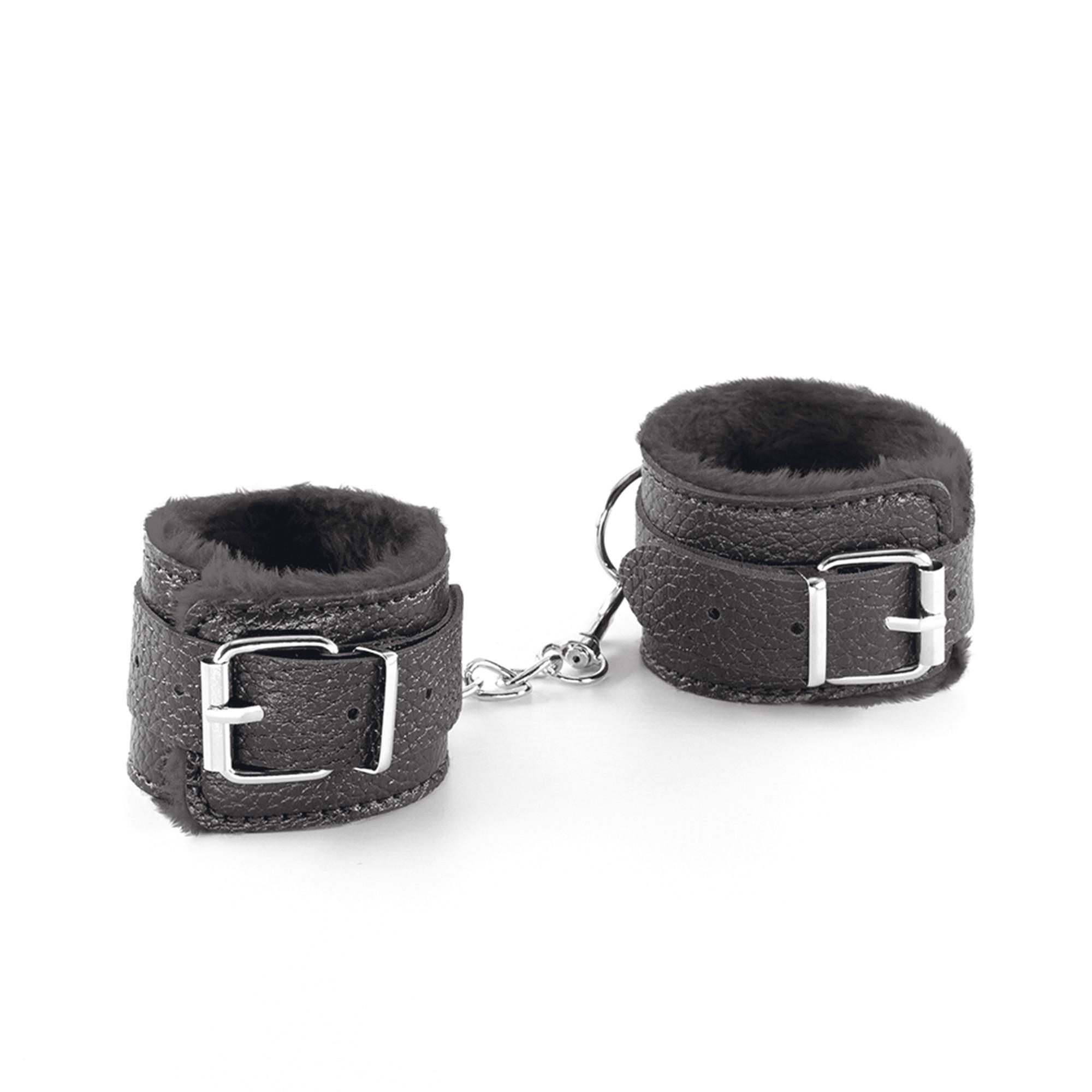 Crushious  Dungeons & Maidens Bdsm Kit Black